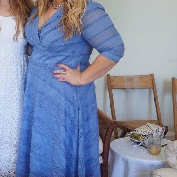 Sangria Textured Fit and Flare Dress - Picture 6 of 6